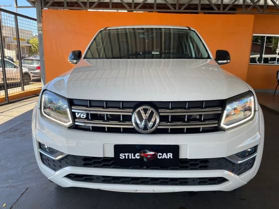 VOLKSWAGEN AMAROK 3.0 V6 TDI DIESEL HIGHLINE CD 4MOTION AUTOMÁTICO